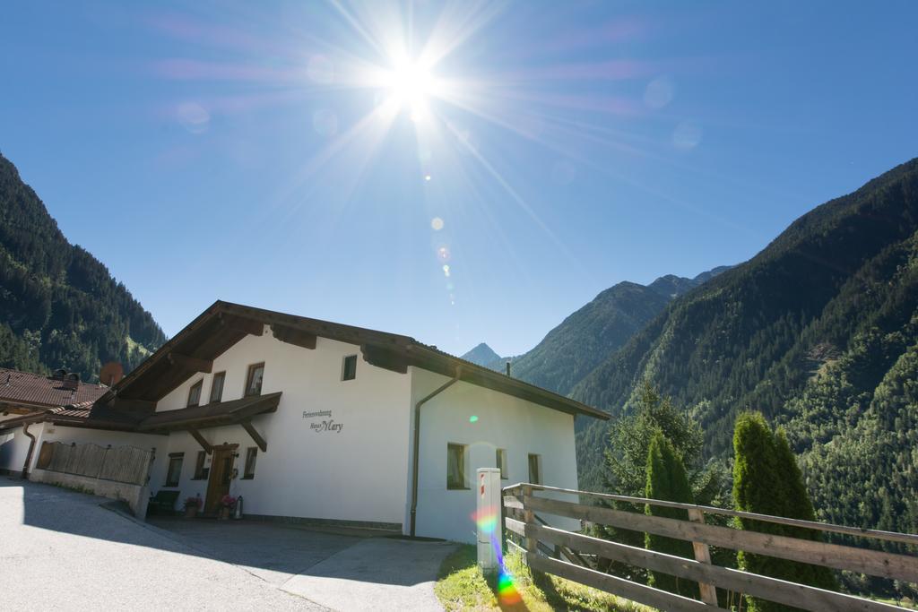 Haus Mary Apartment Neustift im Stubaital Luaran gambar